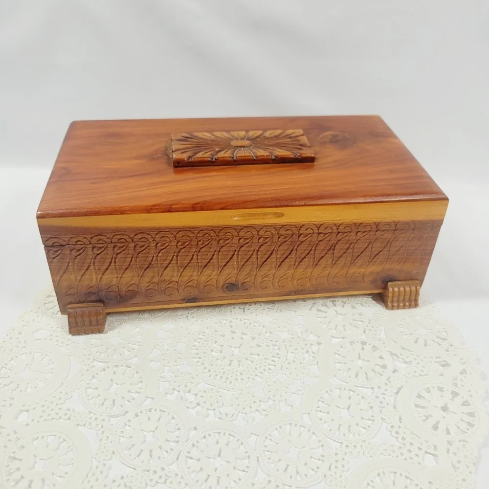 Vintage Carved Cedar Wood Jewelry Trinket Box With Mirror & Feet